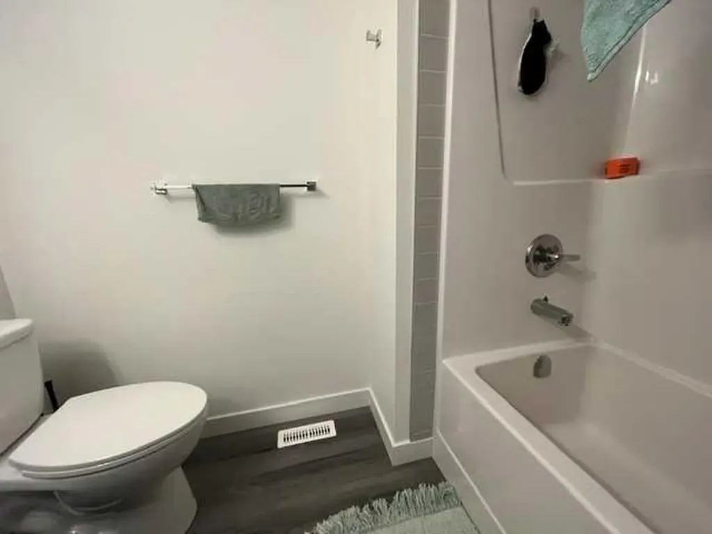 1919 Mccaskill Drive Crossfield AB T0M 0S0