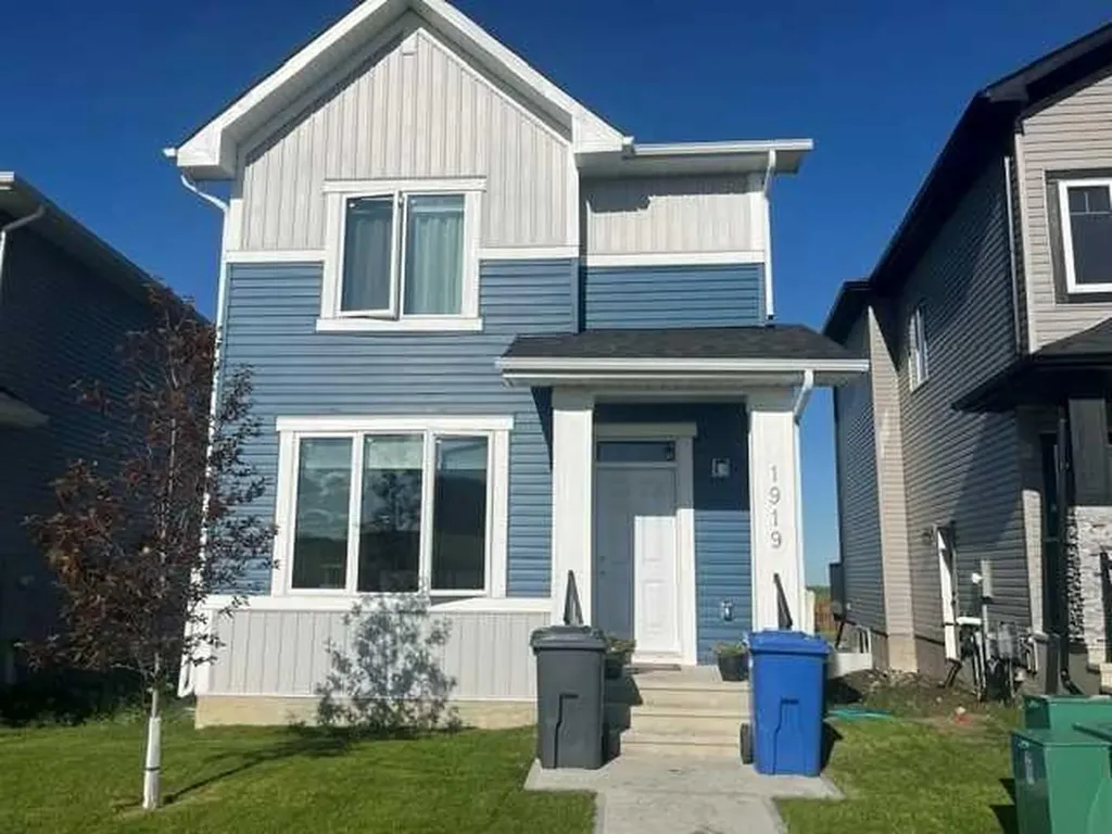 1919 Mccaskill Drive Crossfield AB T0M 0S0