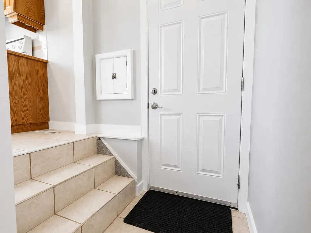 5035 48 Street Rocky Mountain House AB T4T1M4