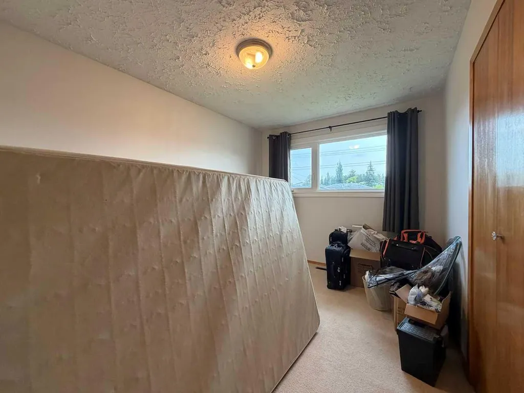 22 Athabasca Drive Whitecourt AB T7S 1H2