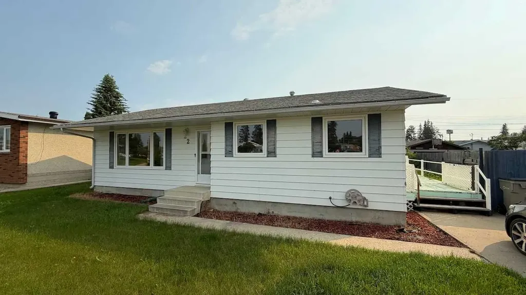 22 Athabasca Drive Whitecourt AB T7S 1H2