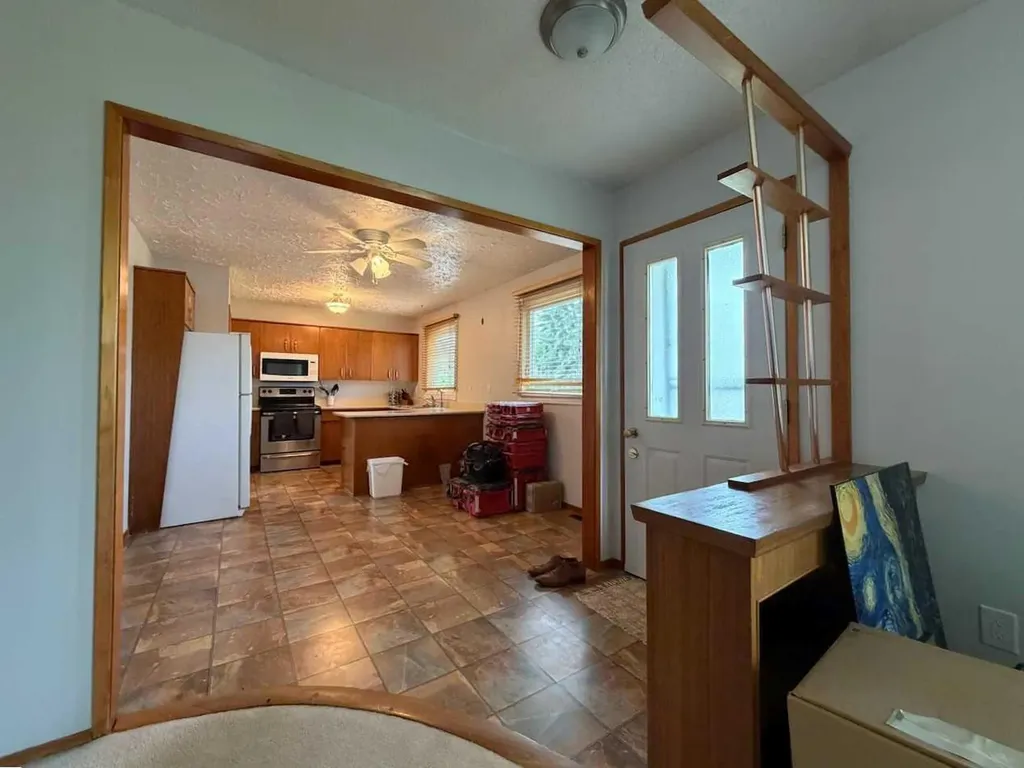 22 Athabasca Drive Whitecourt AB T7S 1H2