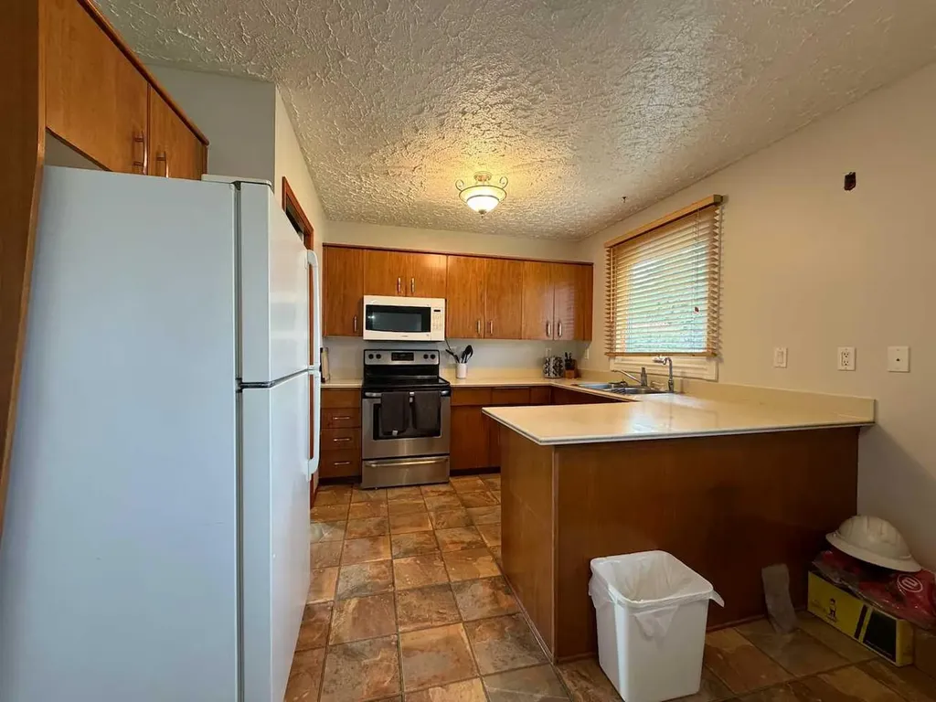 22 Athabasca Drive Whitecourt AB T7S 1H2