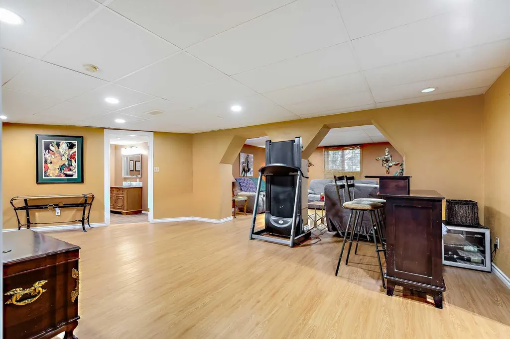 51328 Range Road 231 Street Sherwood Park AB T8B 1K7