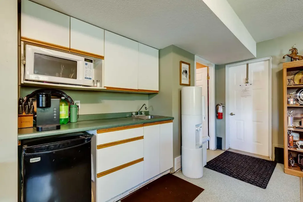 51328 Range Road 231 Street Sherwood Park AB T8B 1K7