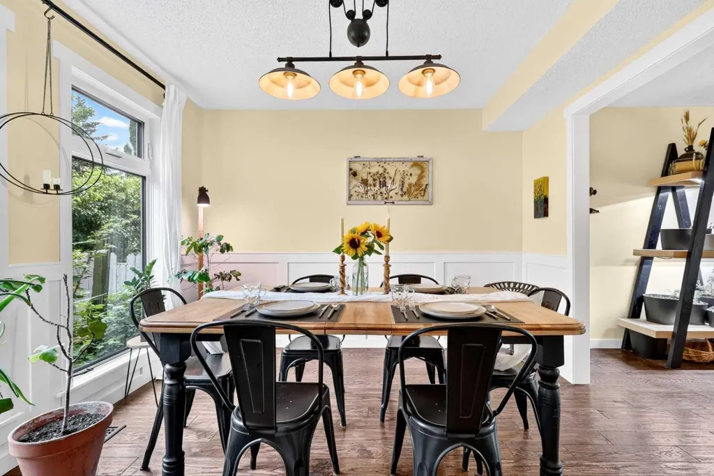 181 Woodhaven Drive Okotoks AB T1S 1L8