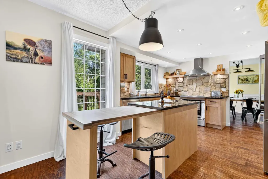 181 Woodhaven Drive Okotoks AB T1S 1L8