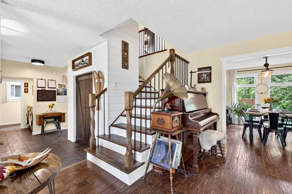 181 Woodhaven Drive Okotoks AB T1S 1L8
