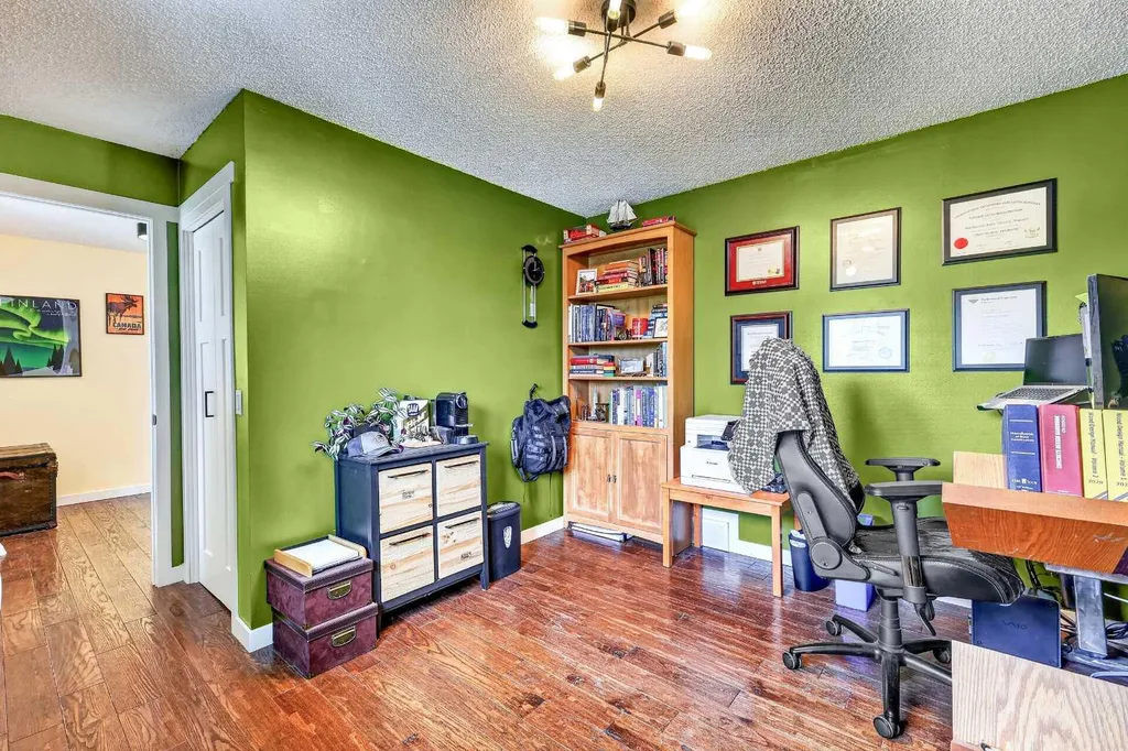 181 Woodhaven Drive Okotoks AB T1S 1L8