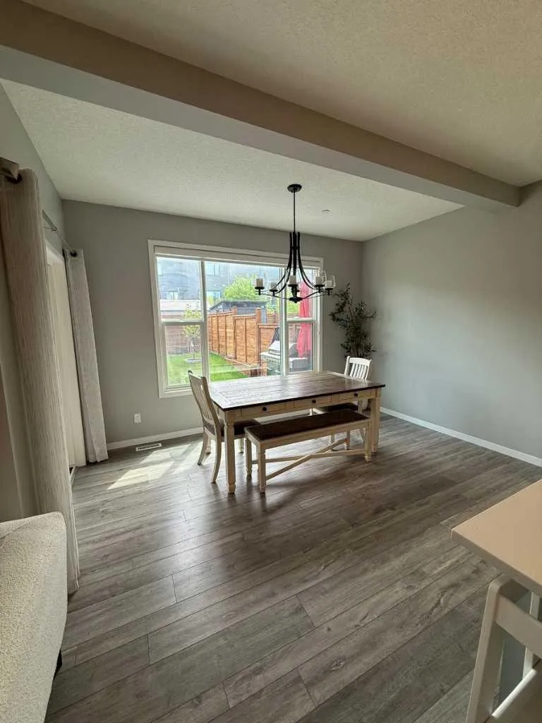 198 Howse Drive NE Calgary AB T3P 0V5