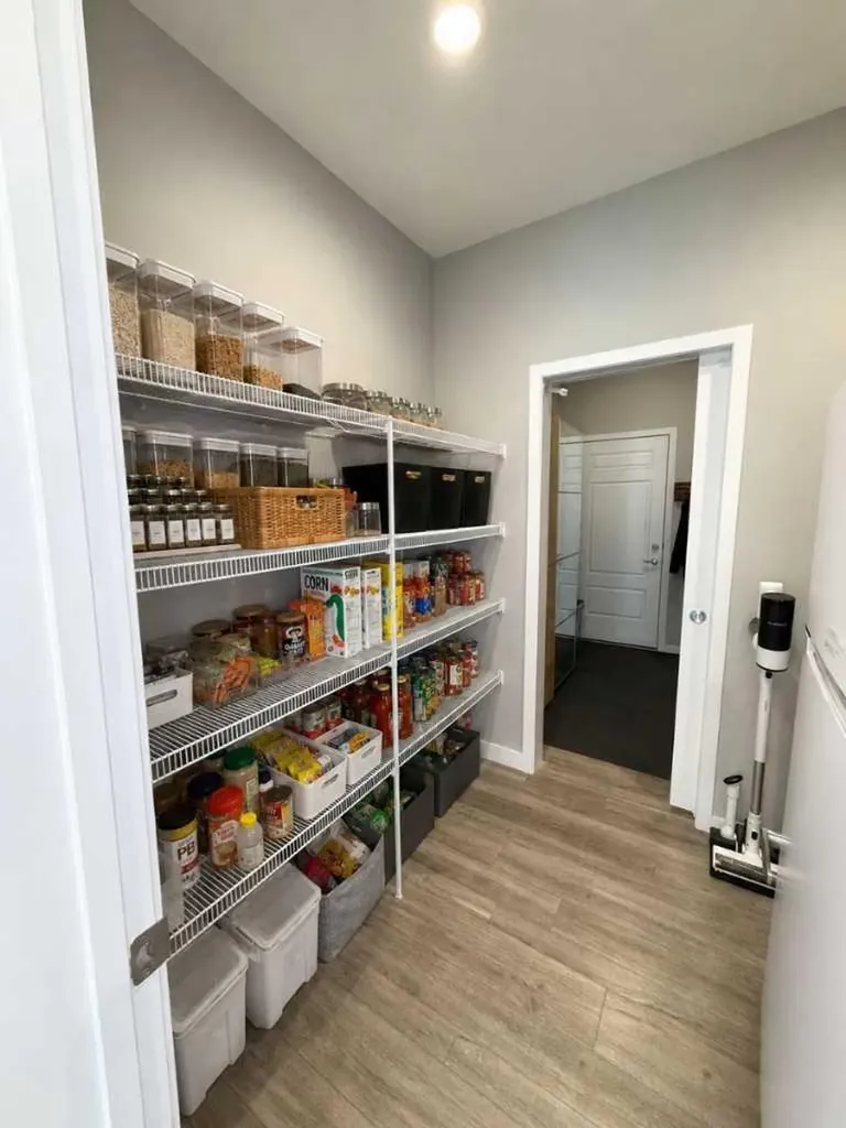 198 Howse Drive NE Calgary AB T3P 0V5