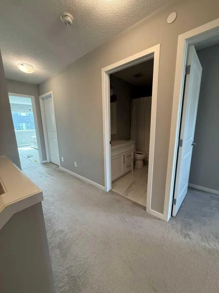 198 Howse Drive NE Calgary AB T3P 0V5
