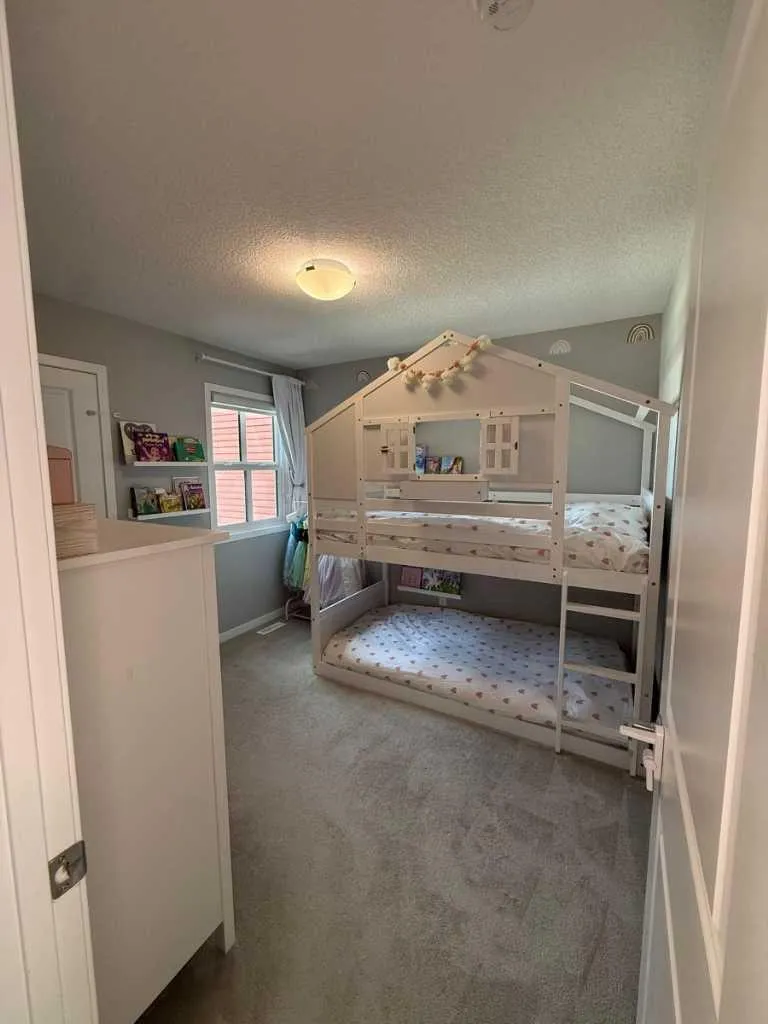 198 Howse Drive NE Calgary AB T3P 0V5