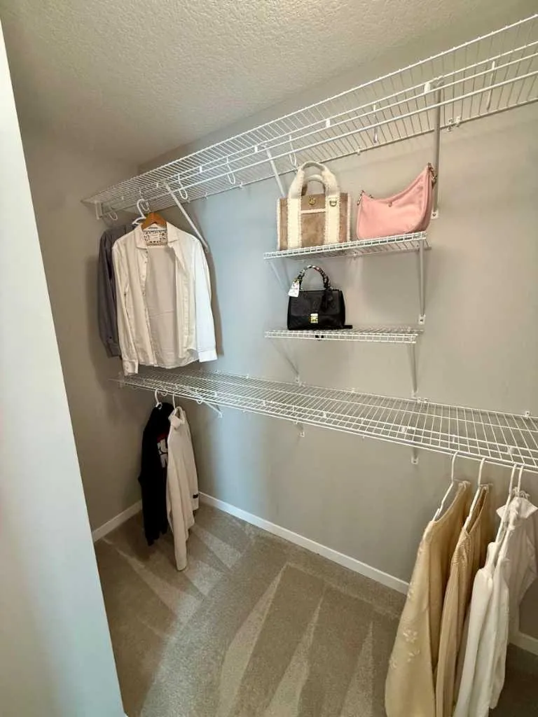 198 Howse Drive NE Calgary AB T3P 0V5