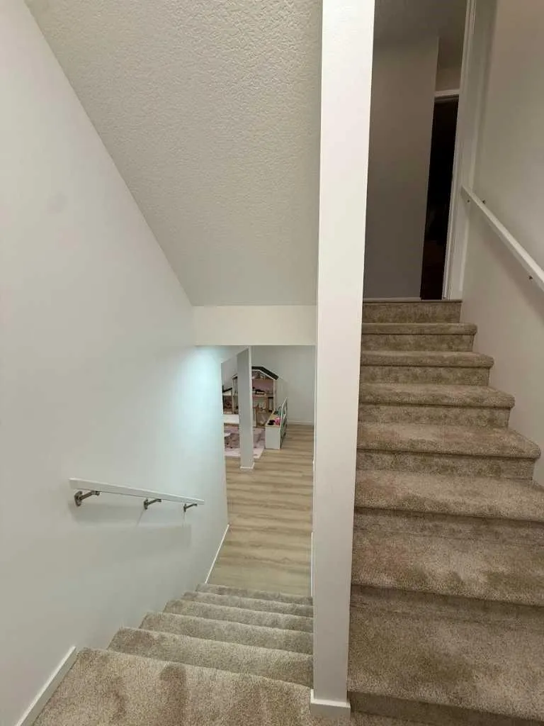 198 Howse Drive NE Calgary AB T3P 0V5