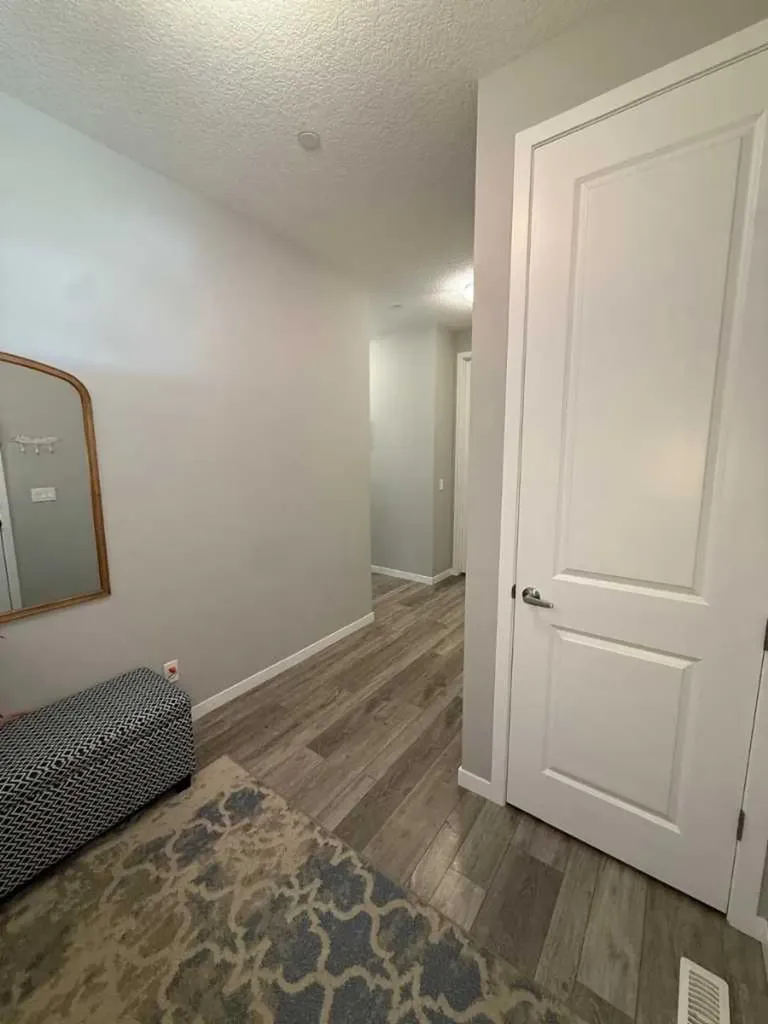 198 Howse Drive NE Calgary AB T3P 0V5