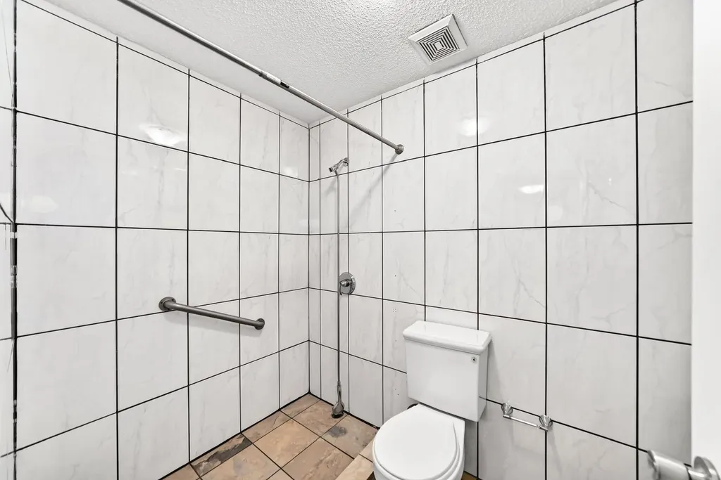 277 Saddlecrest Way NE Calgary AB T3J5N3