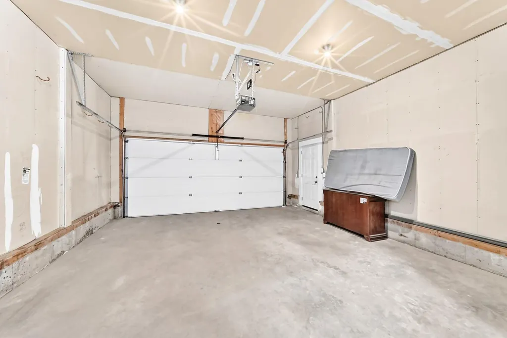 277 Saddlecrest Way NE Calgary AB T3J5N3