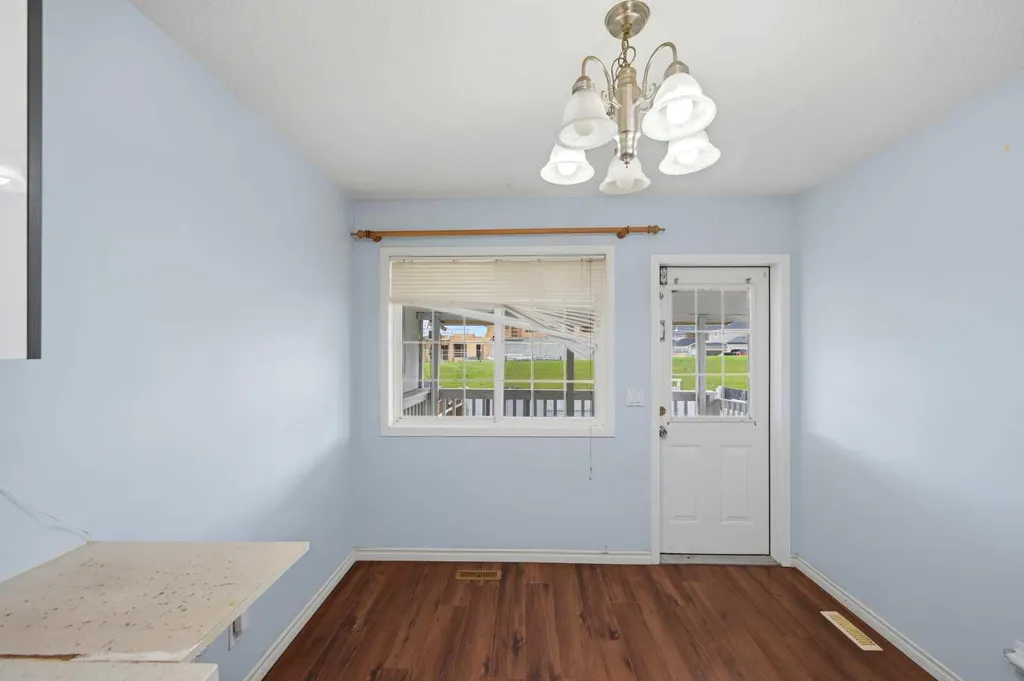 141 Tarawood Place NE Calgary AB T3J 5B4