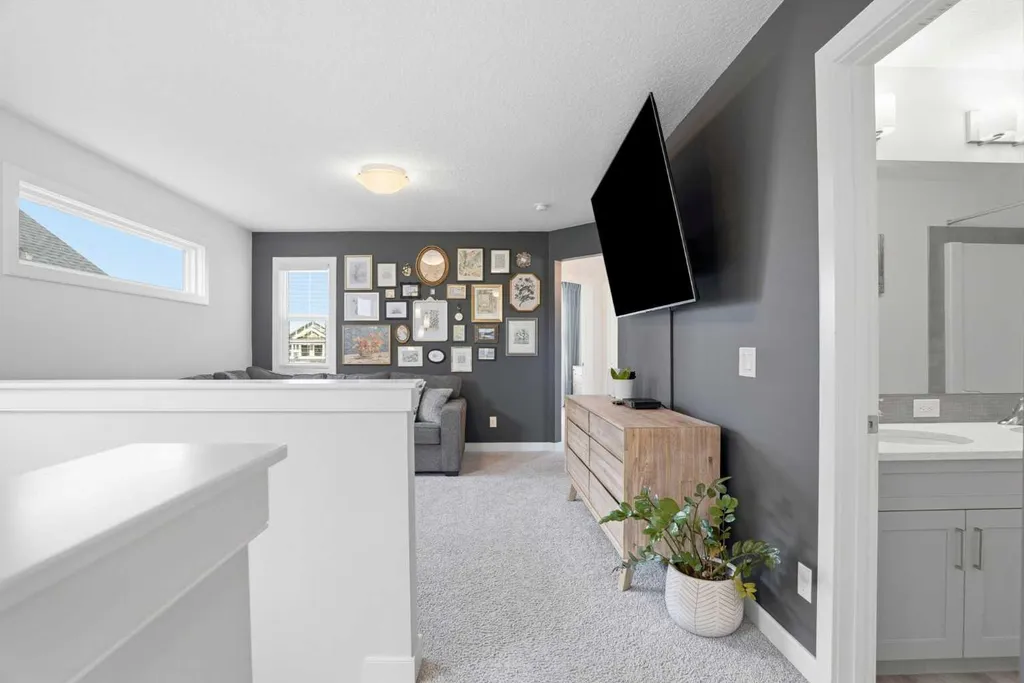 110 Drake Landing Gardens Okotoks AB T1S 0P9