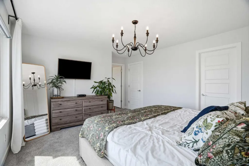 110 Drake Landing Gardens Okotoks AB T1S 0P9
