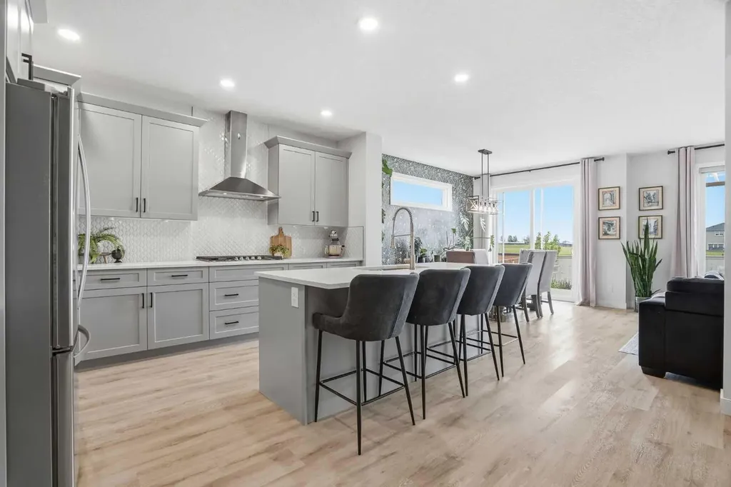 110 Drake Landing Gardens Okotoks AB T1S 0P9
