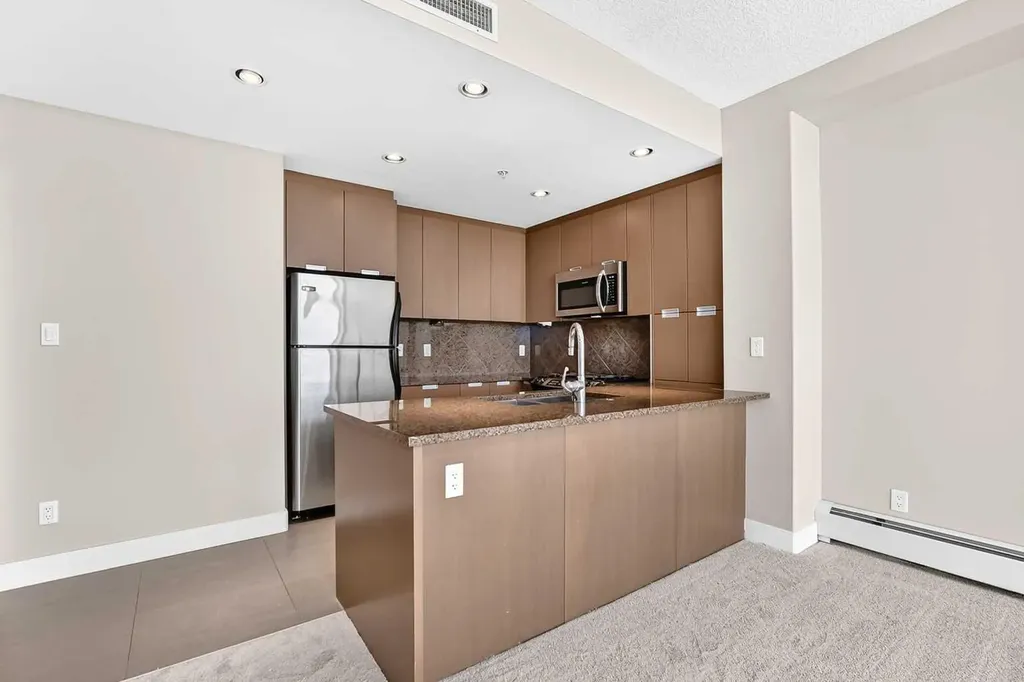 99 Spruce Place SW Calgary AB T3C3X7