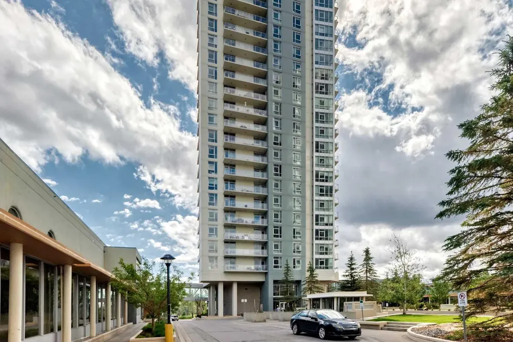 99 Spruce Place SW Calgary AB T3C3X7