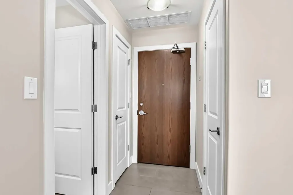 99 Spruce Place SW Calgary AB T3C3X7
