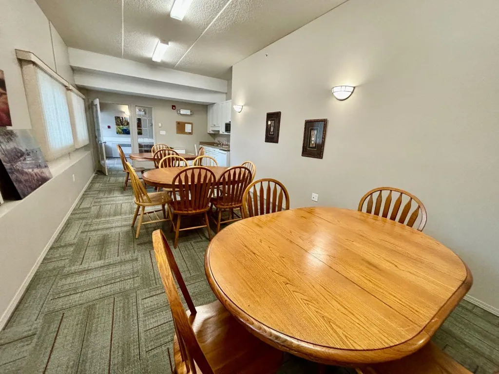 228 Pembina Avenue Hinton AB T7V 0A5