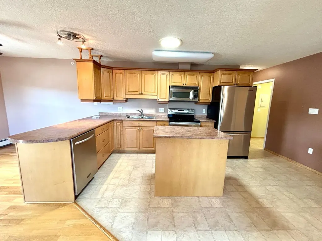 228 Pembina Avenue Hinton AB T7V 0A5