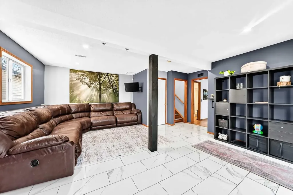 32 Cimarron Meadows Way Okotoks AB T1S1T4