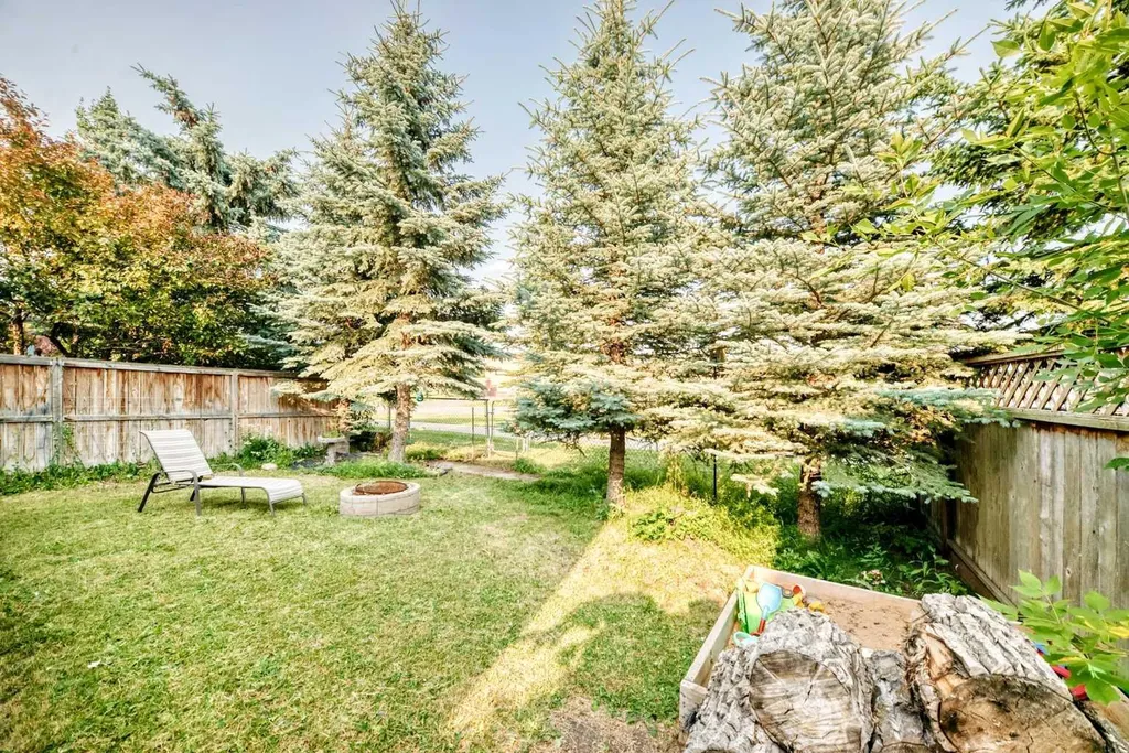 32 Cimarron Meadows Way Okotoks AB T1S1T4