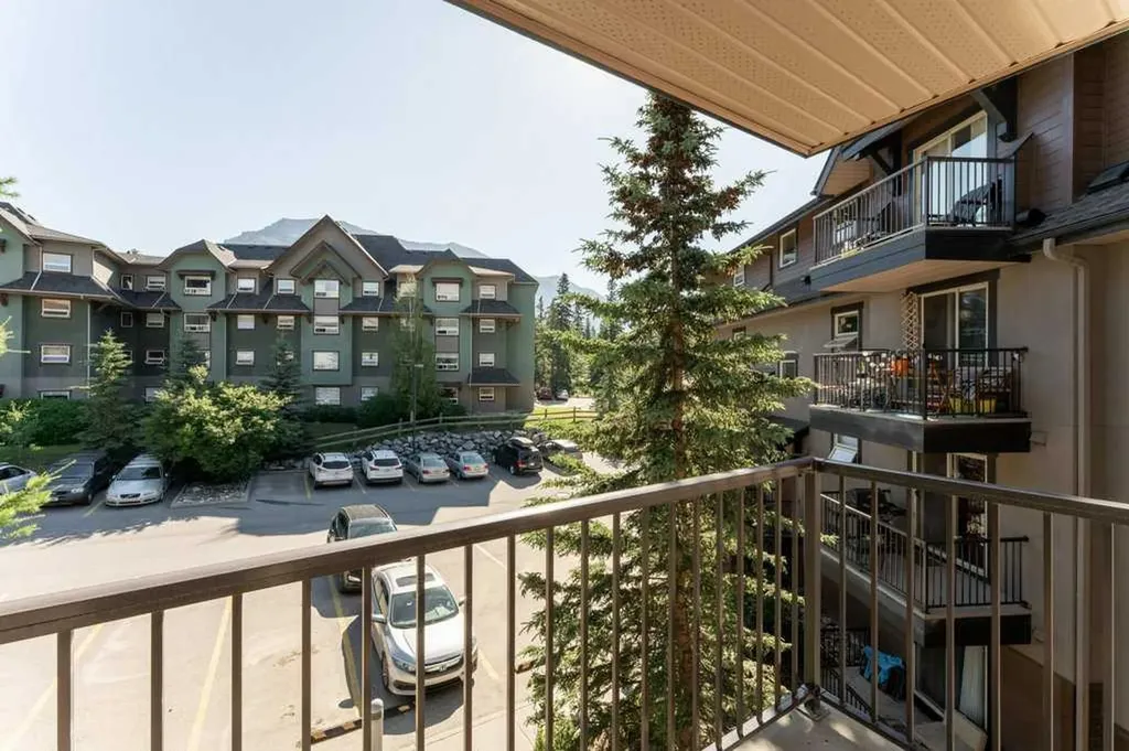 186 Kananaskis Way Canmore AB T1W 0A2