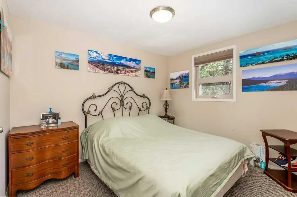 186 Kananaskis Way Canmore AB T1W 0A2