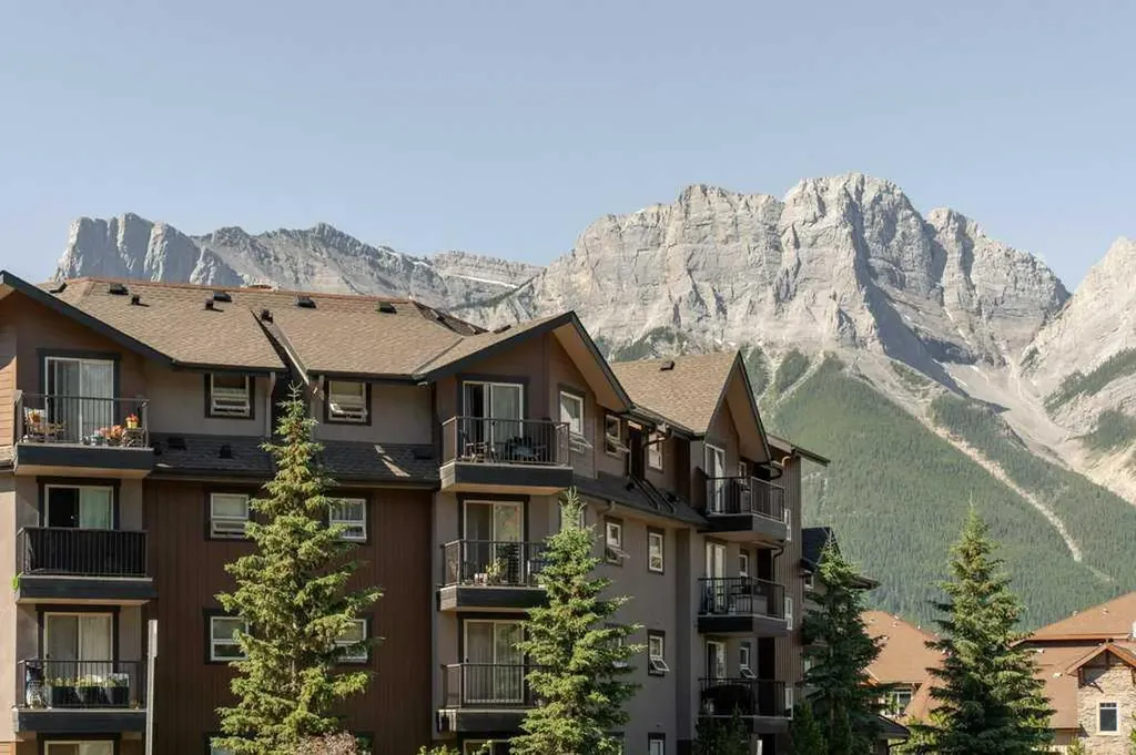 186 Kananaskis Way Canmore AB T1W 0A2