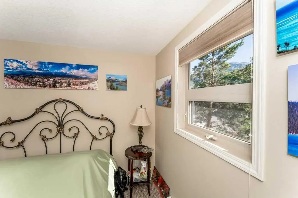 186 Kananaskis Way Canmore AB T1W 0A2