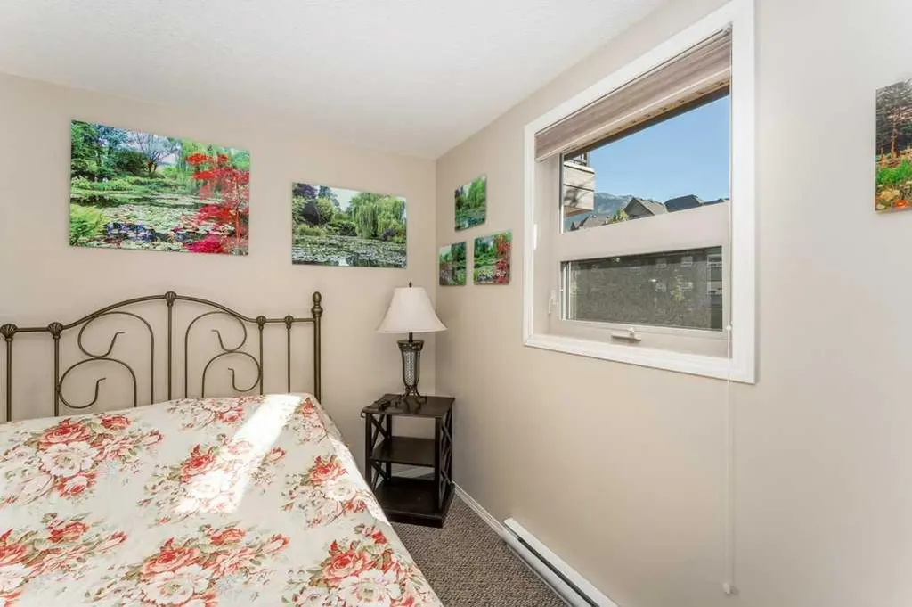 186 Kananaskis Way Canmore AB T1W 0A2