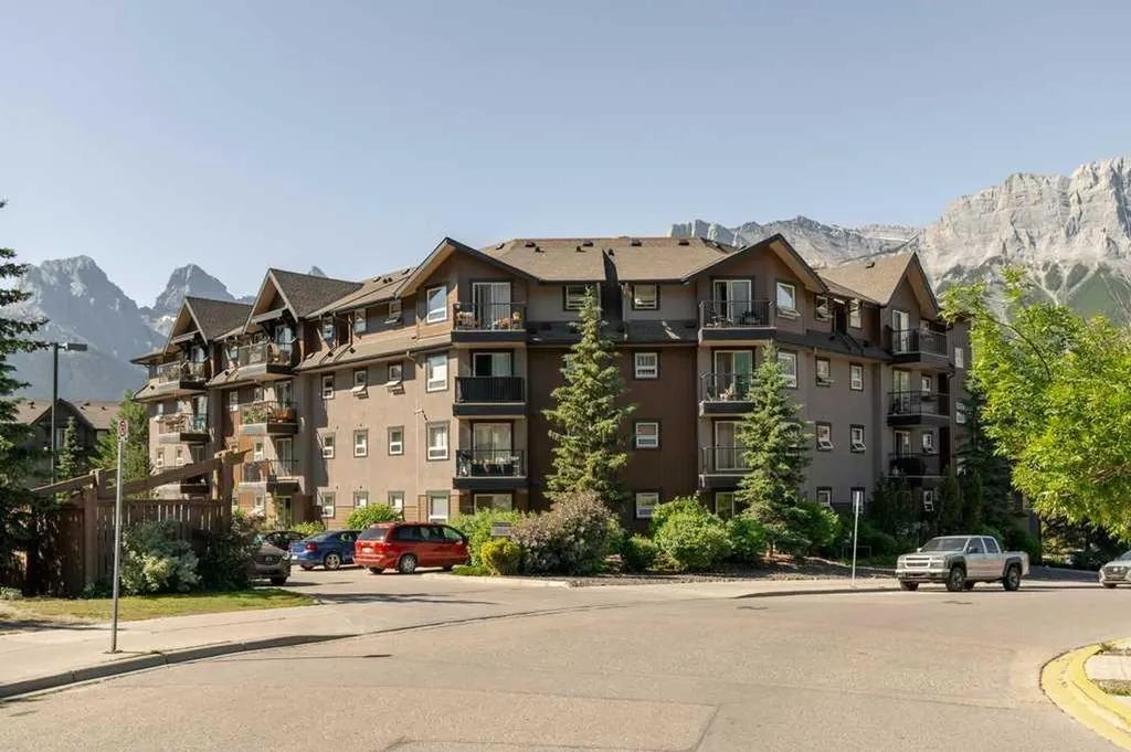 186 Kananaskis Way Canmore AB T1W 0A2