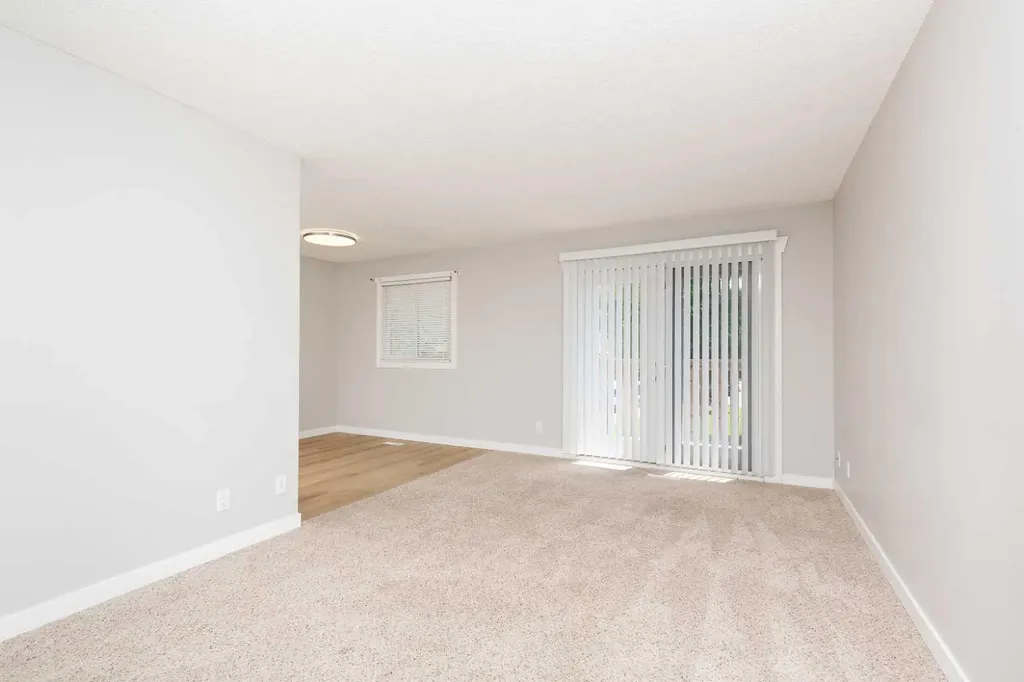 5 Acadia Road W Lethbridge AB T1K 4C1