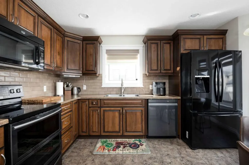 129 Huckleberry Street Fort Mcmurray AB T9K 0N7