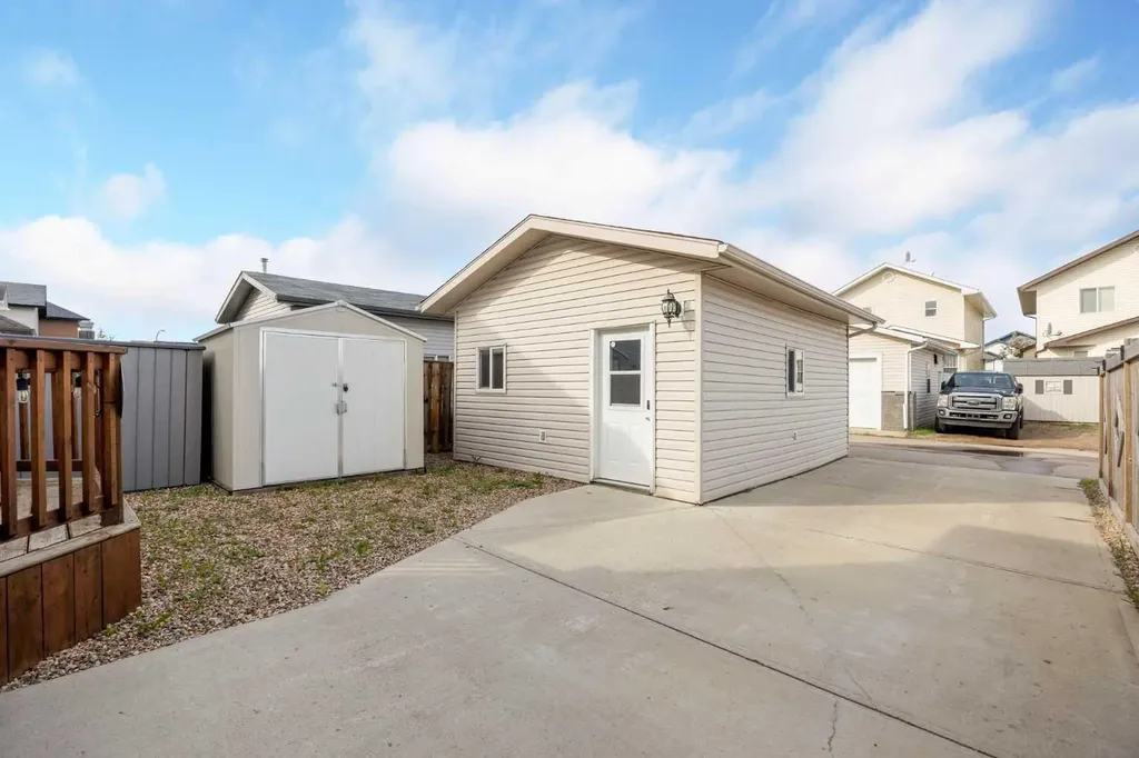 129 Huckleberry Street Fort Mcmurray AB T9K 0N7