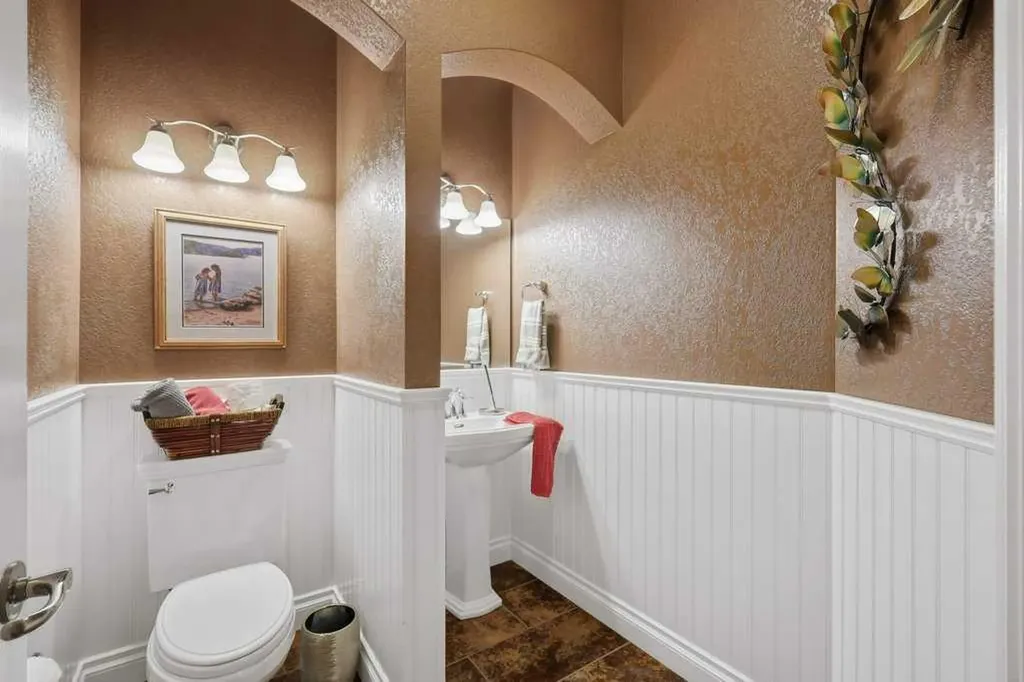 28 Oakdale Place Red Deer AB T4P 0E1