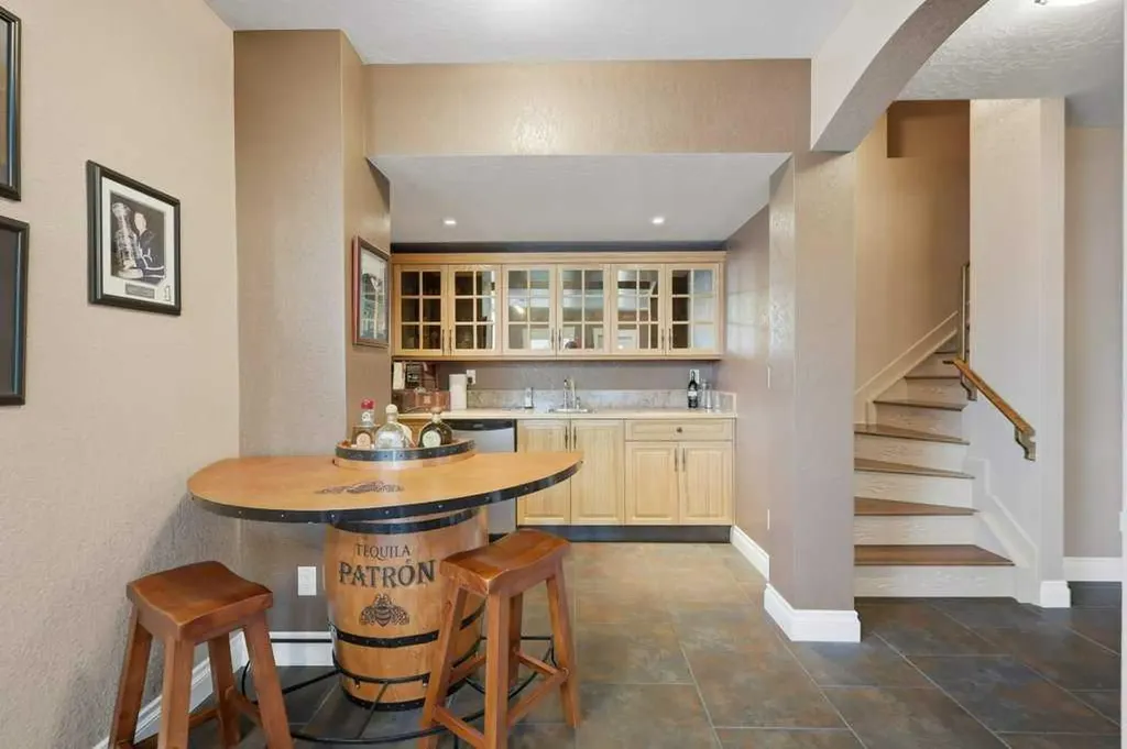 28 Oakdale Place Red Deer AB T4P 0E1