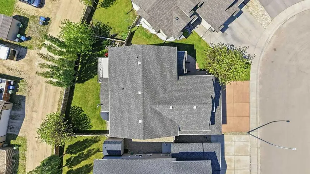 28 Oakdale Place Red Deer AB T4P 0E1