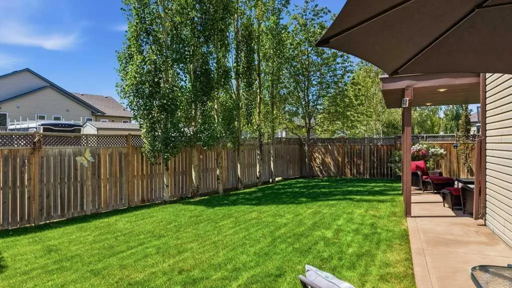 28 Oakdale Place Red Deer AB T4P 0E1