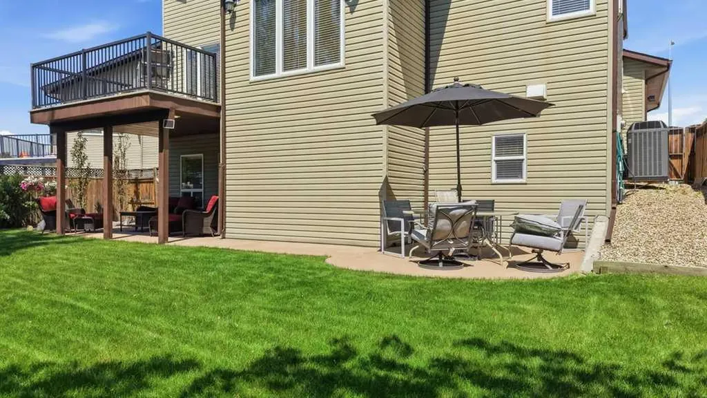 28 Oakdale Place Red Deer AB T4P 0E1