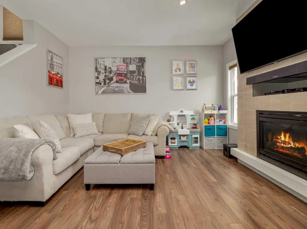 386 Moonlight Way W Lethbridge AB T1J 5K1