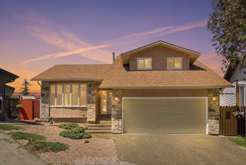 43 Beaconsfield Place NW Calgary AB T3K1W8
