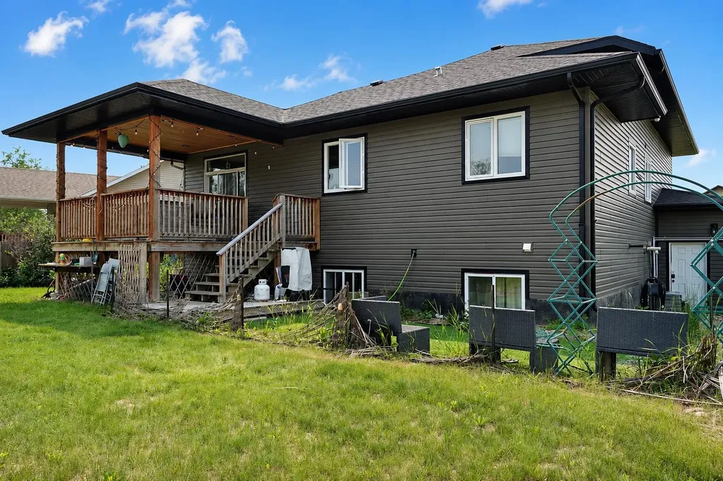 10619 84 Street Peace River AB T8S 0A6